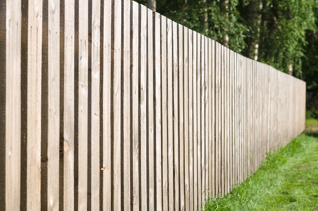 leaning fence hercules VA Beach