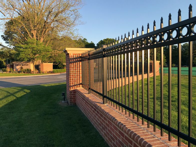 5 Features Every Residential Fence Needs hercules fence virginia beach
